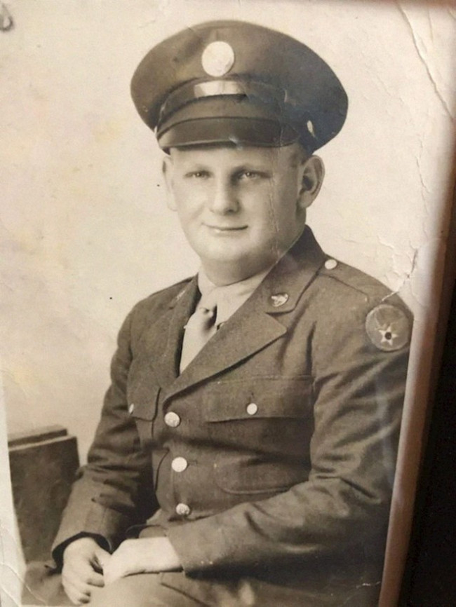 1939666680_1100009540829893.jpg