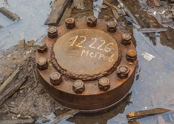 A szupermély Kola-kút rejtélye: mit fedeztek fel a szovjet tudósok 12 km-es mélységben és miért állították le a projektet a cél előtt arany, Bertha Rogers, David Guberman, élet eredete, felfedezések, föld mélye, fúrótorony, gáz, geológia, kola fúrólyuk, Kola-félsziget, olaj, rekordok, szovjet tudomány, szovjetunió, szupermély fúrás, tudományos kutatás, urán, Zapoljarnij